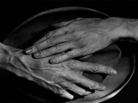 jean-cocteaus-hands-by-berenice-abbott