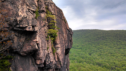 Breakneck-Ridge-hudson-valley-ny-hiking