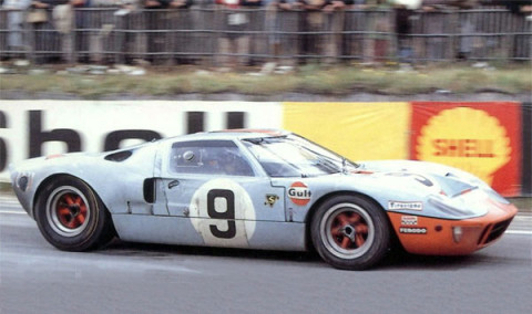 1968-ford-gt40-MKI-LeMans-gulf-livery-No9